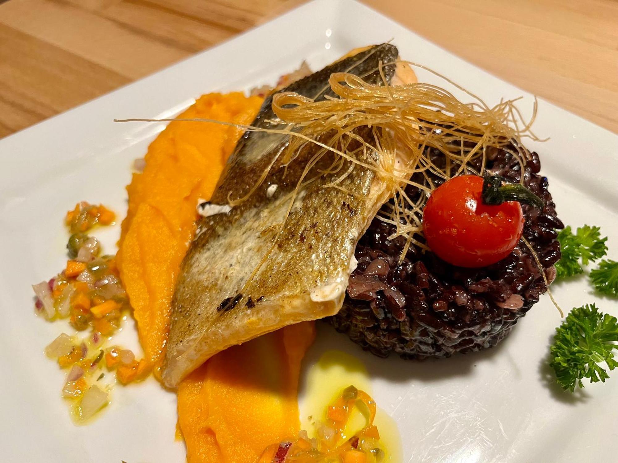 בסה-א-סנט-אנסטאיס Hotel Restaurant Le Clos מראה חיצוני תמונה